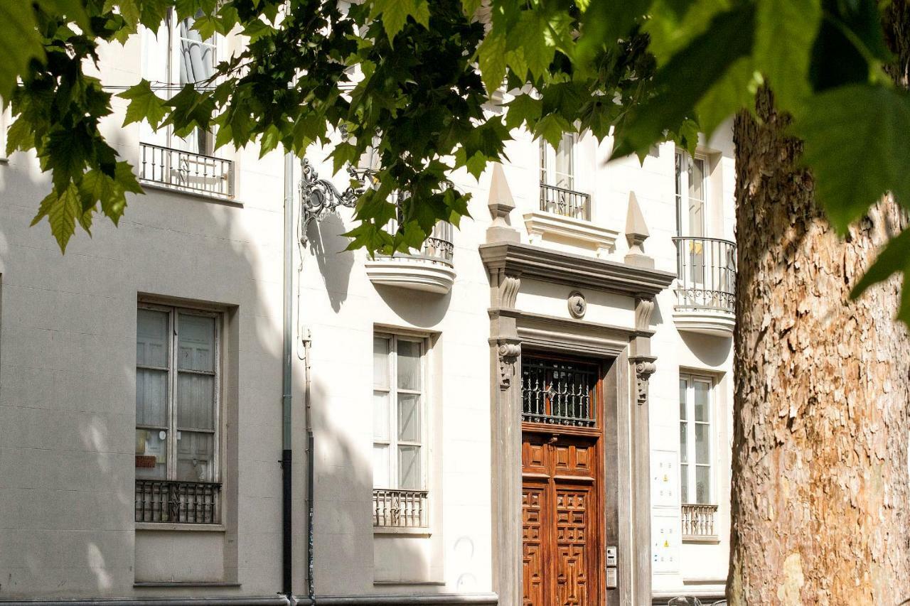 Central Deluxe Apartments Granada Exterior photo