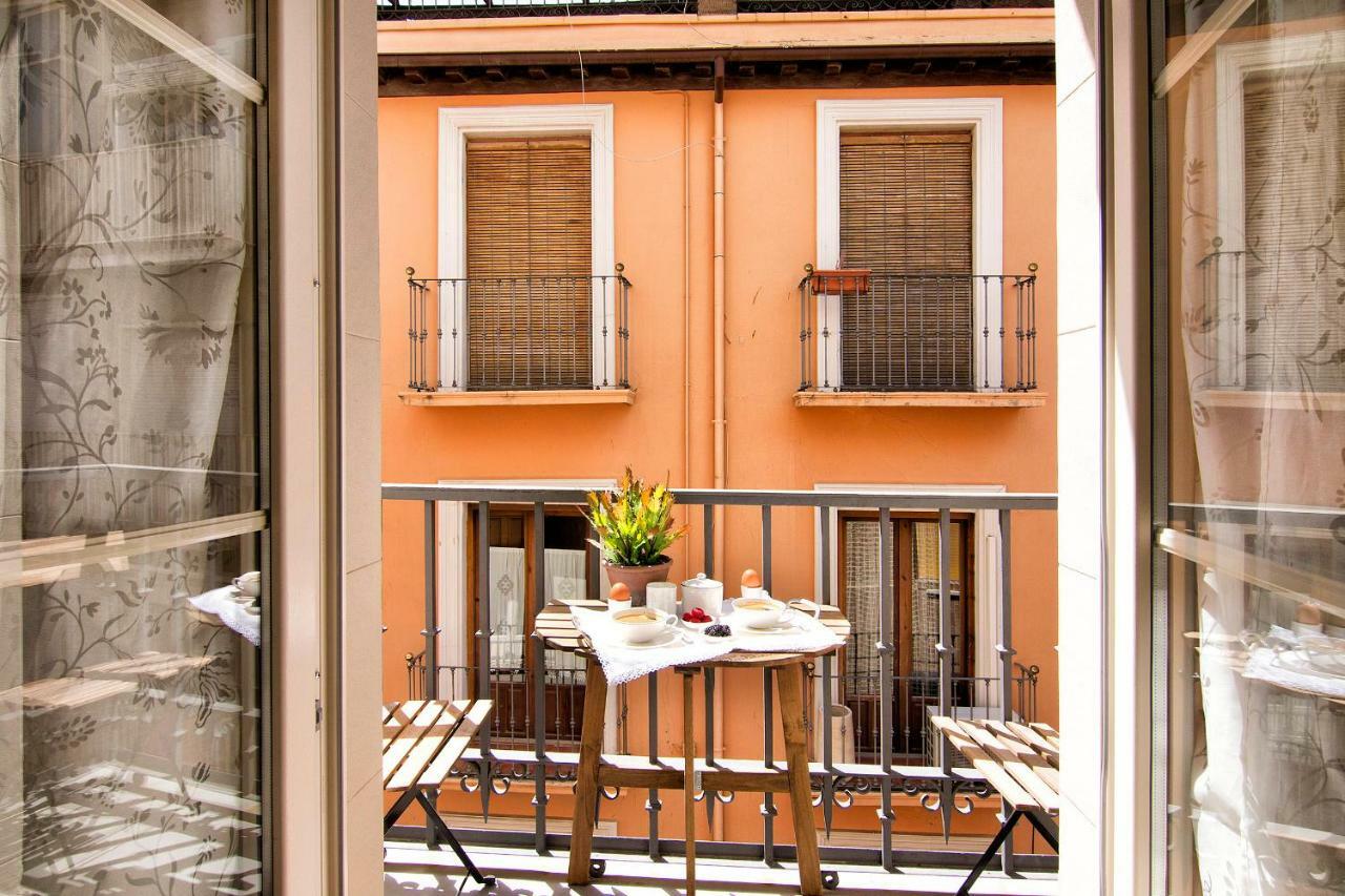 Central Deluxe Apartments Granada Exterior photo