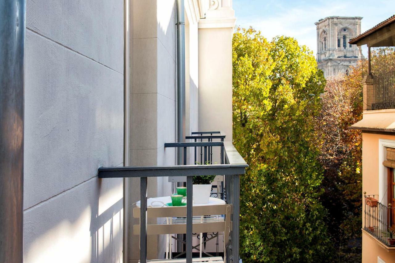 Central Deluxe Apartments Granada Exterior photo