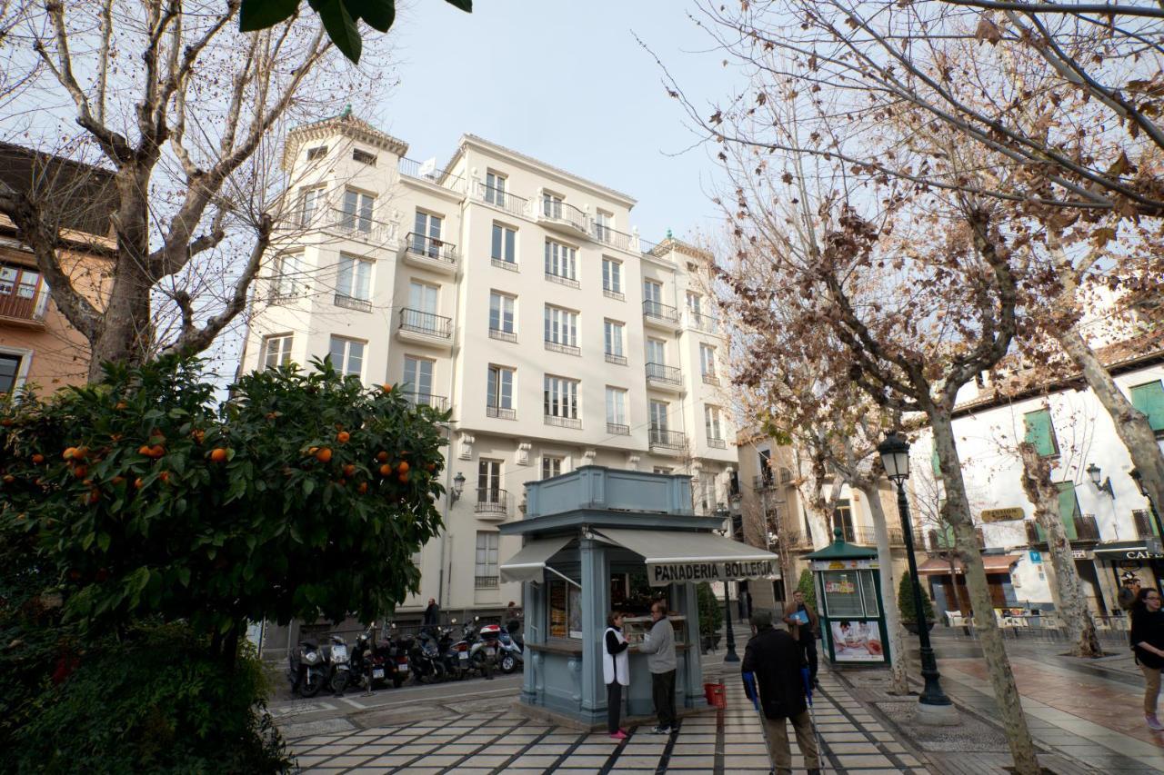 Central Deluxe Apartments Granada Exterior photo
